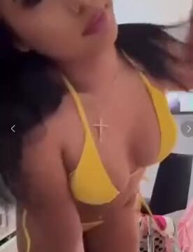 Anahi Cabrales Aka Weluvanahii Yellow Bikini Video Onlyfans